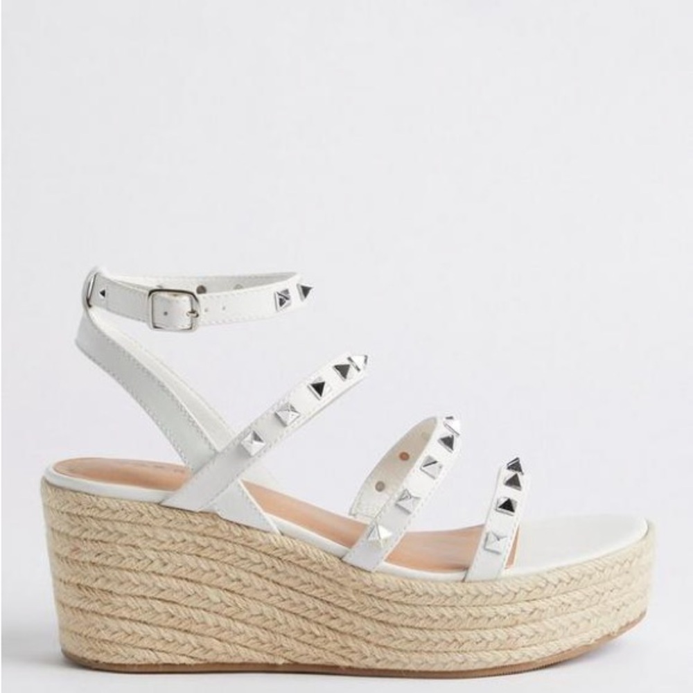 Torrid Studded White Gladiator Platform Sandals 9… - image 2